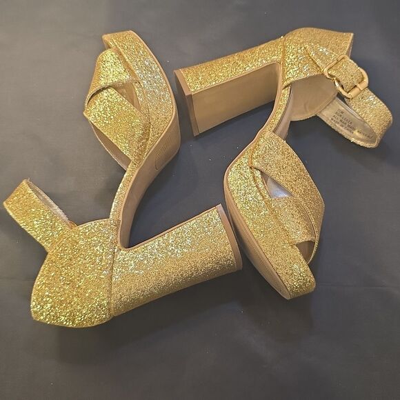 SUGAR LEEZA GOLD GLITTER CRISS-CROSS STRAP BLOCK HEEL HEIGHT SANDAL - Picture 11 of 16